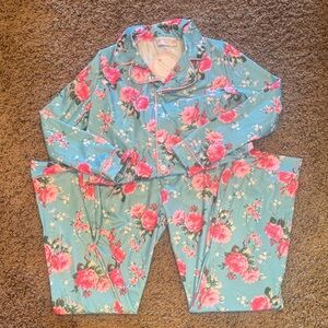 Abby & Evie Women’s Floral Pajamas